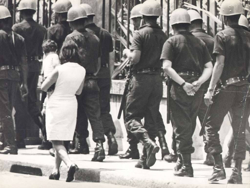Militares em 1964 no governo militar no Brasil